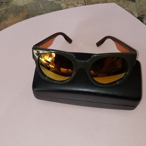 ALEXANDER MCQUEEN AUTHENTIC SUNGLASSES.
